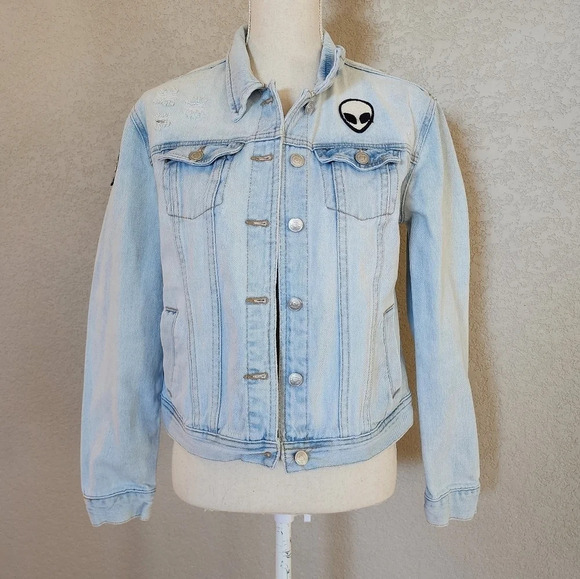 Brandy Melville Alien patch work distressed jean Jacket Size Large - Picture 1 of 8